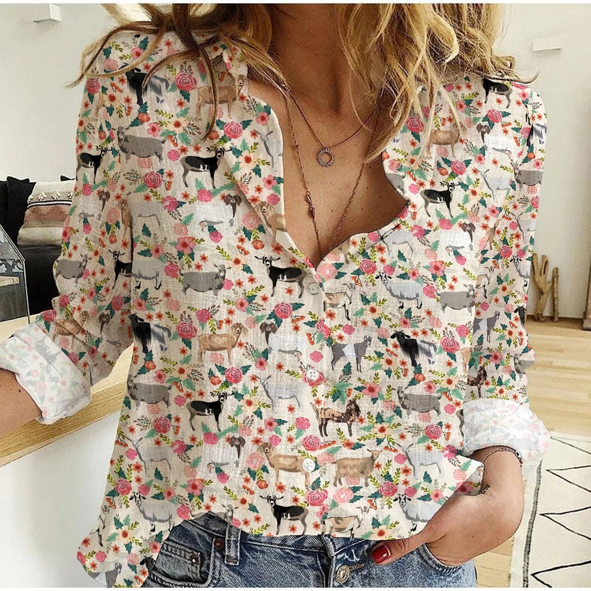 Goat Floral Women's Casual Shirt — Garden Goat All-Over Print Floral Button-Up