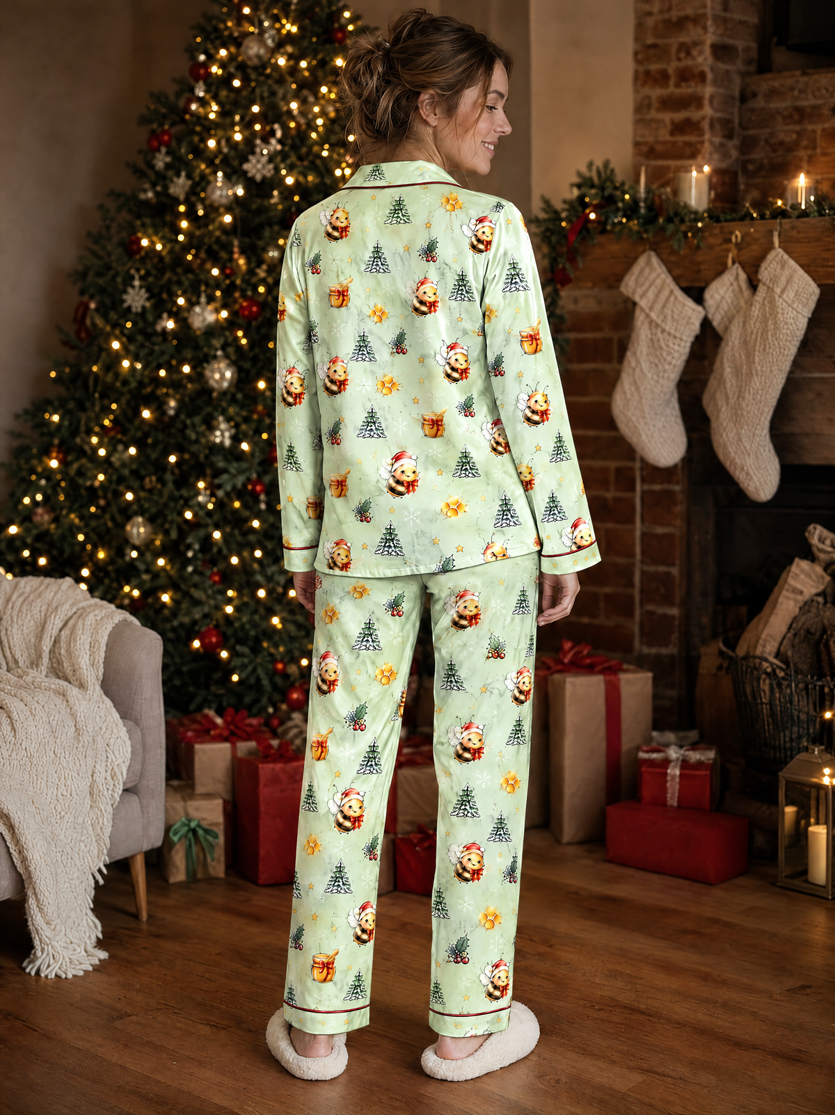 Merry Beesmas Christmas Bee Pajama Set for Women – Honey Bee Satin-Feel Holiday PJs, Gift for Beekeepers